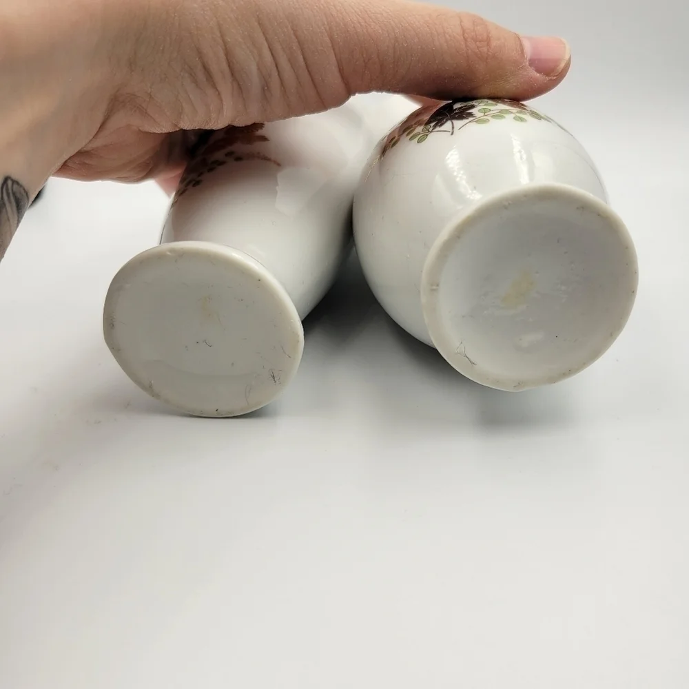 Vintage Ceramic Floral Bud Vases - Set of 2 - Picture 3 of 5
